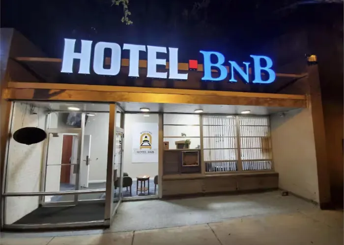 Hotel Traveler Favorite, Private Near Attractions